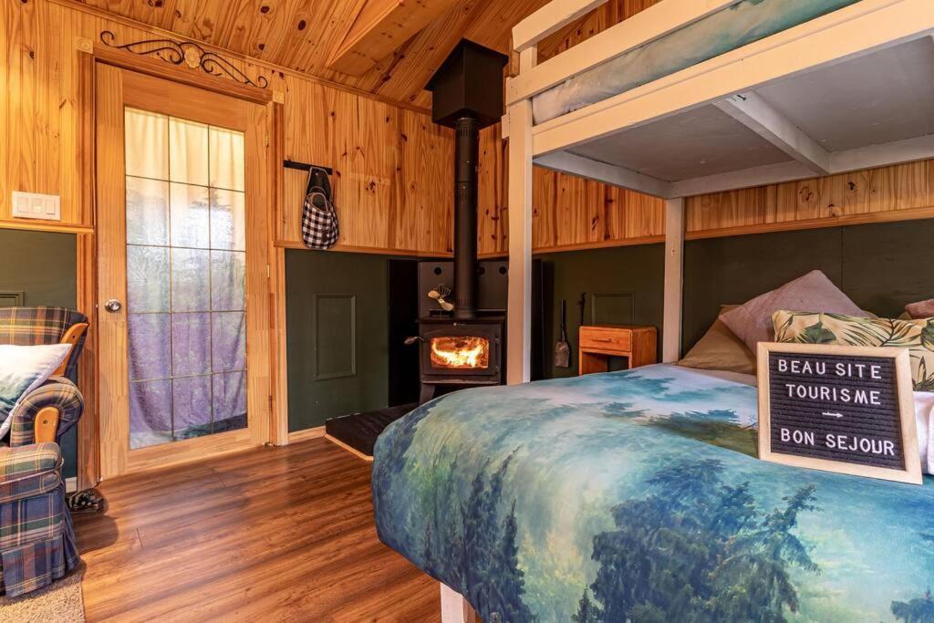 Chalet Refuge Rustic Borde Par Riviere Et La Nature Lac-Etchemin